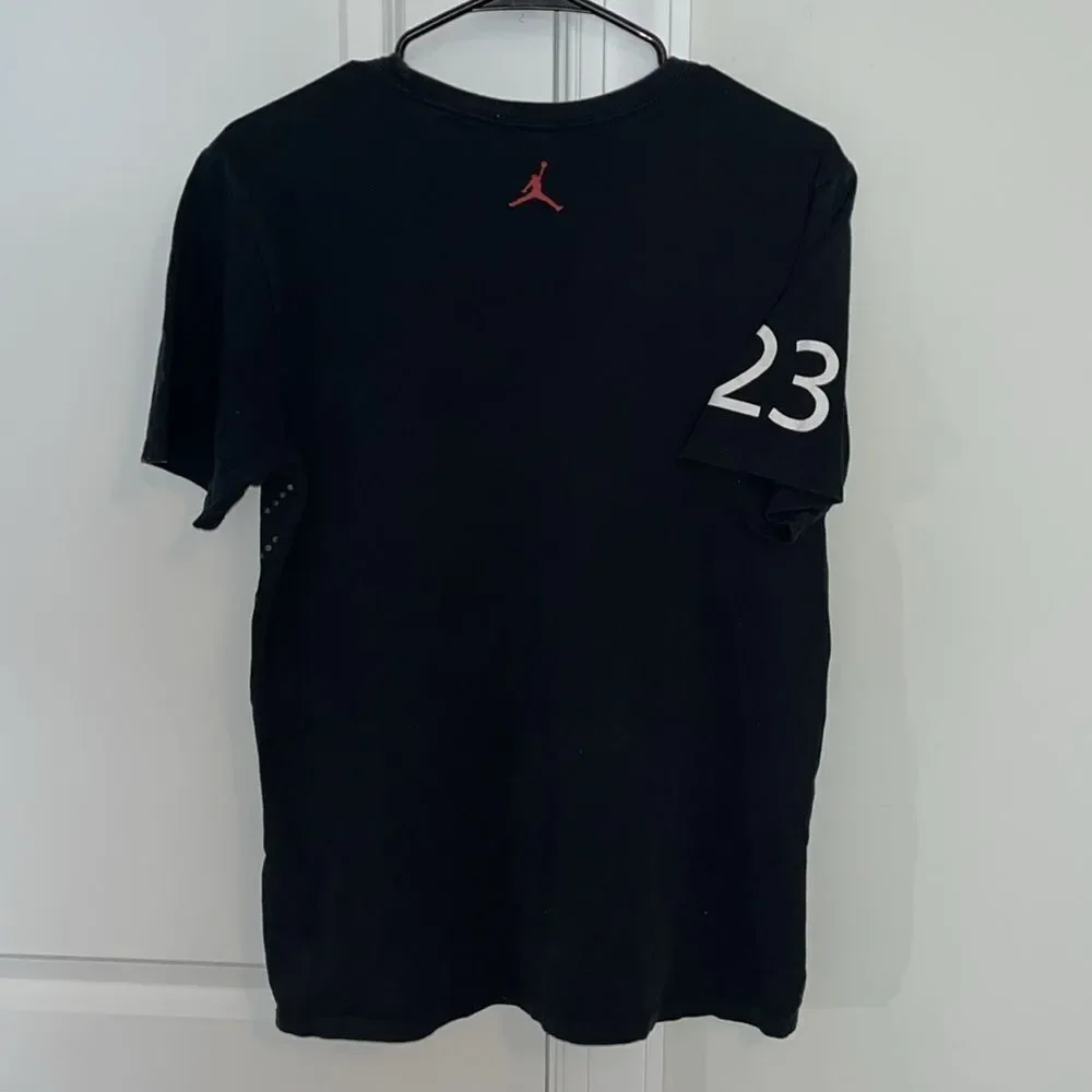 Nike Air Mike Jordan Black Red Collector 23 Basketball Swingman T Shirt M Slim